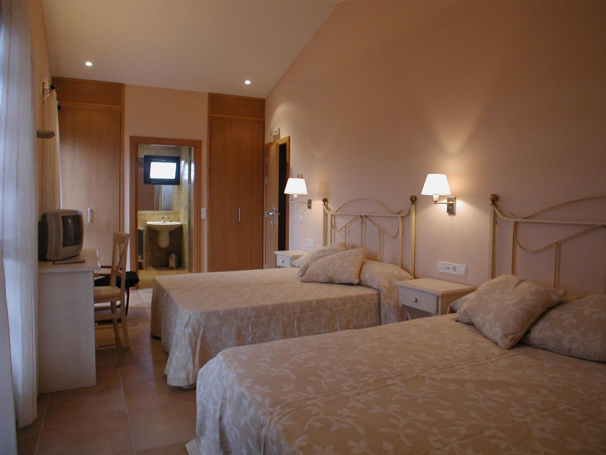 Hotel Era Conte Bierge Bilik gambar